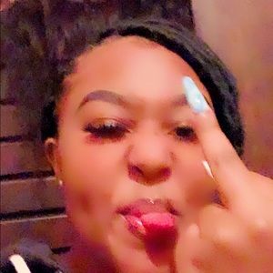 Meet your Posher, Tajah